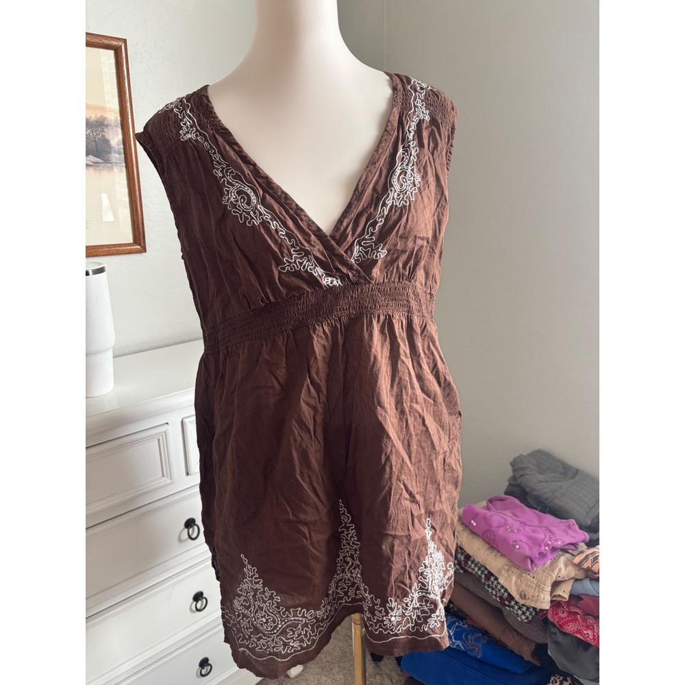 Charlotte Russe Brown Embroidered V-Neck Smocked Mini Dress Y2K Vintage Large